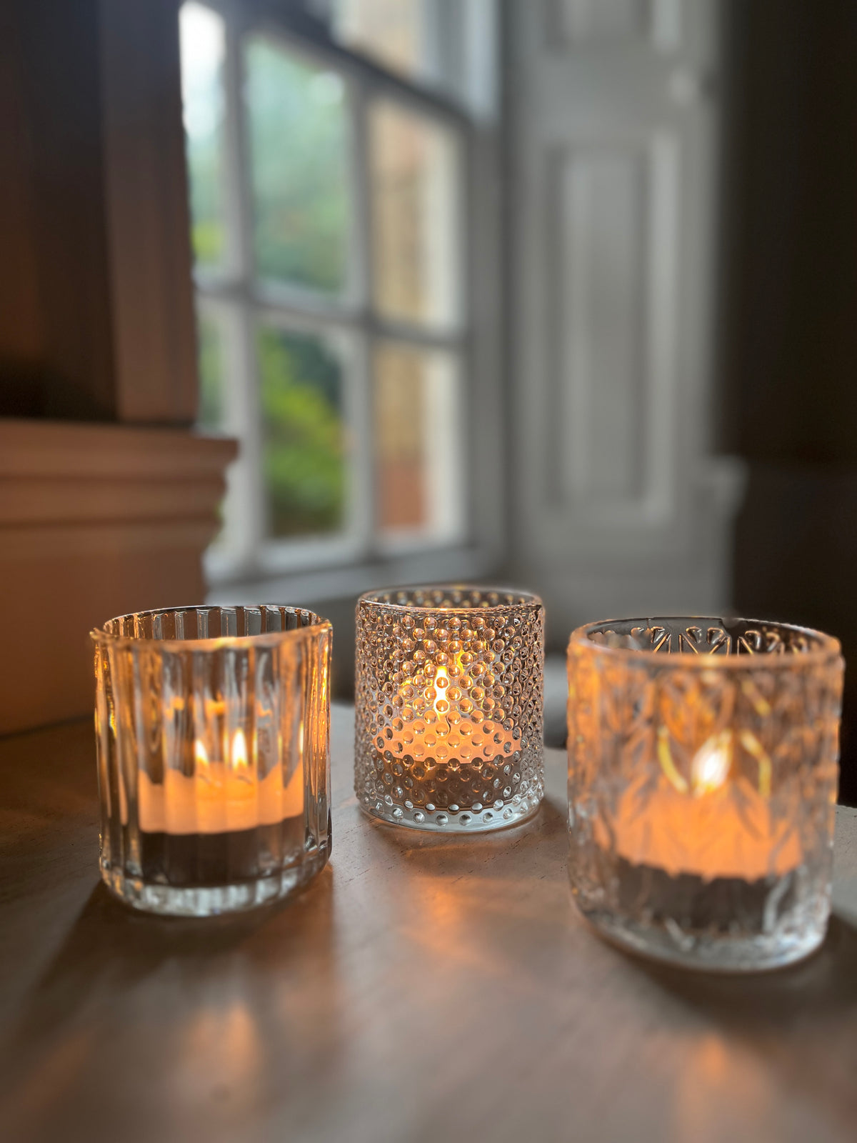 Set of 3 Patterend glass candle holders