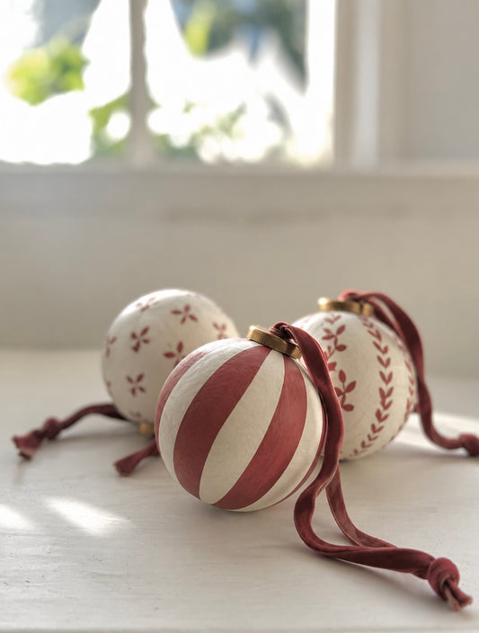Set of 3 handpainted patterned vintage style berry baubles with velvet loops
