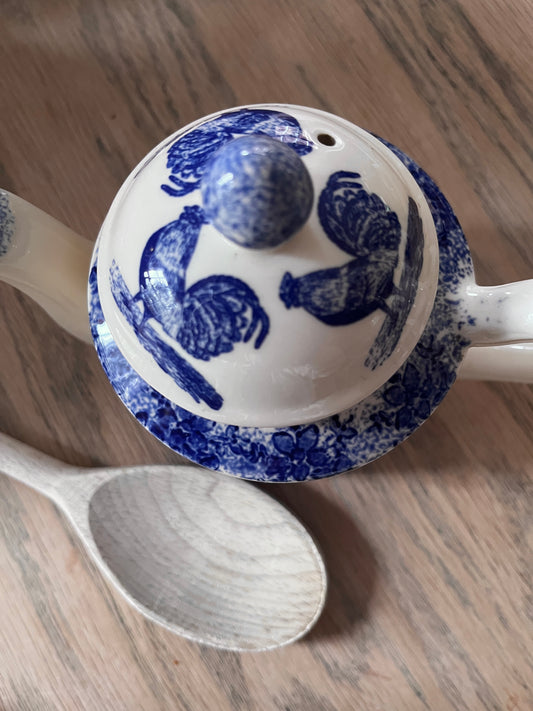 Vintage Style Blue & White Teapot with Cockerel – Moorland Pottery Chelsea Works Burslem Staffordshire