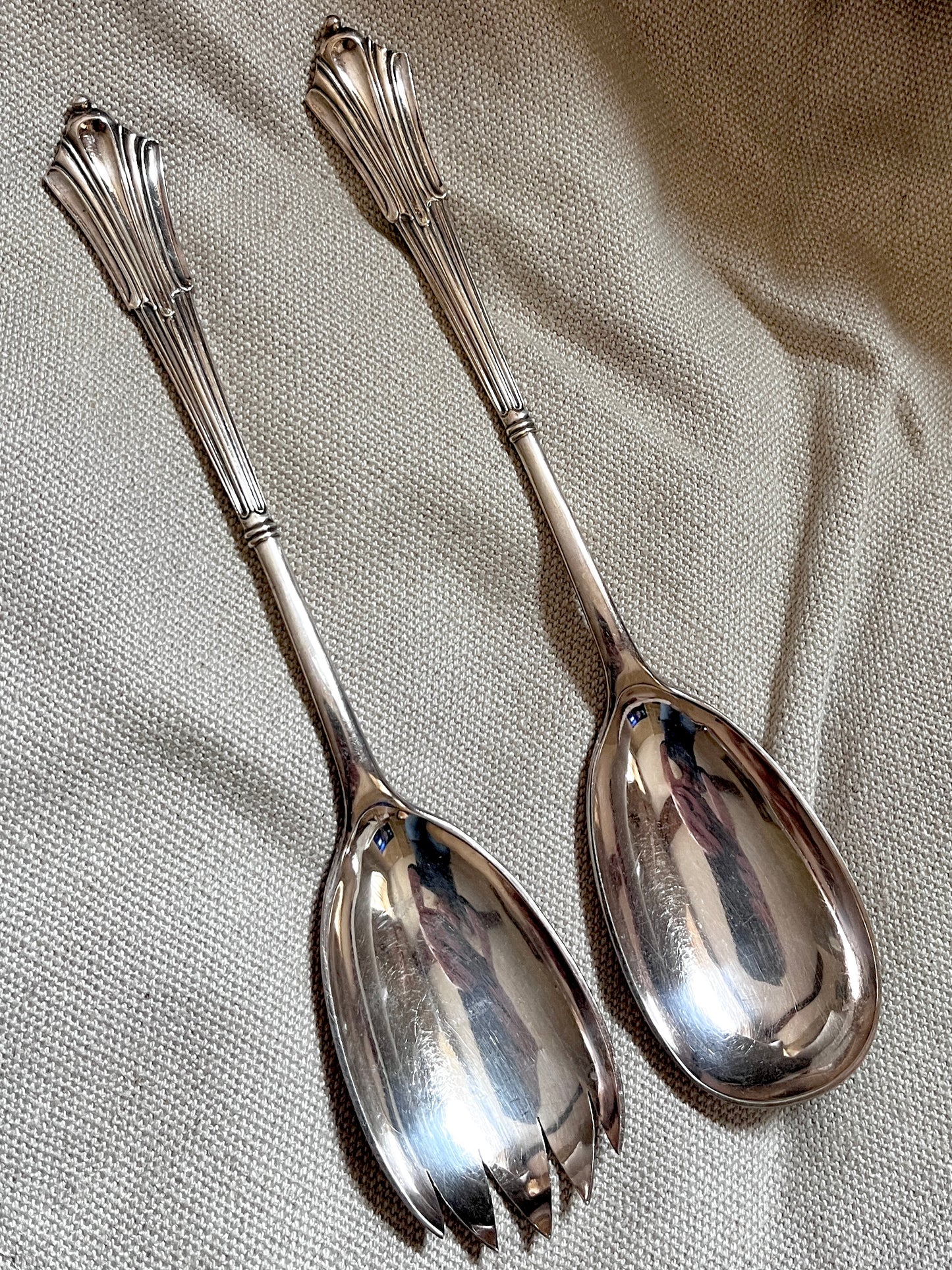 Antique Edwardian Walker & Hall Silver Plated Salad Servers – Sheffield c.1904