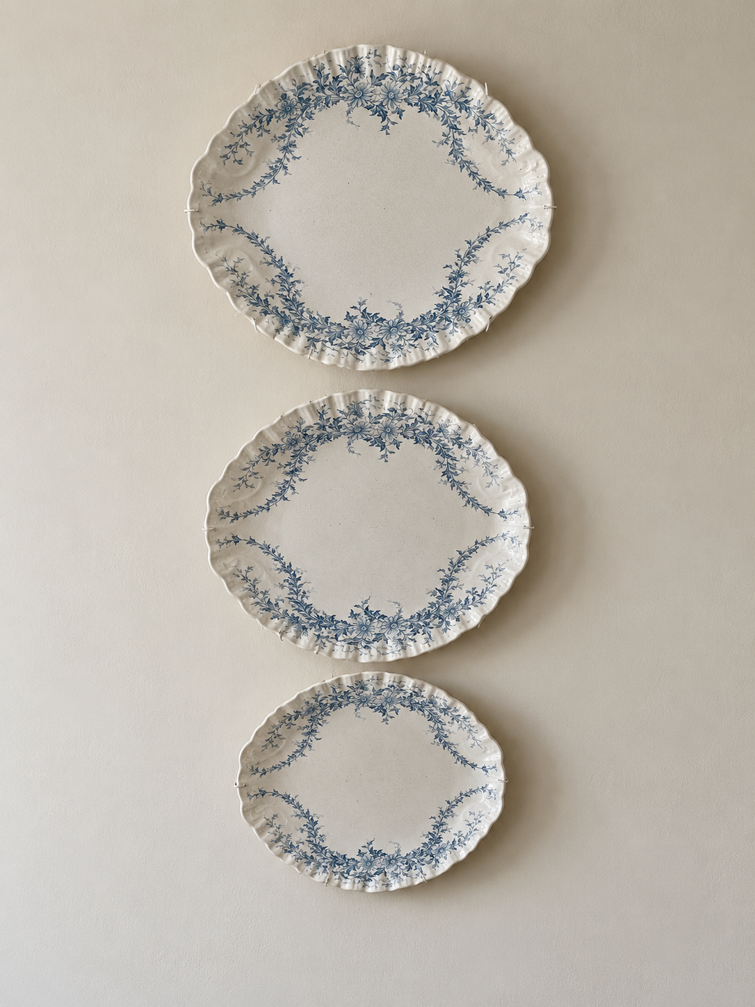 Set of Three Antique Keeling & Co. ‘Daisy’ Blue & White Platters – Burslem c.1890