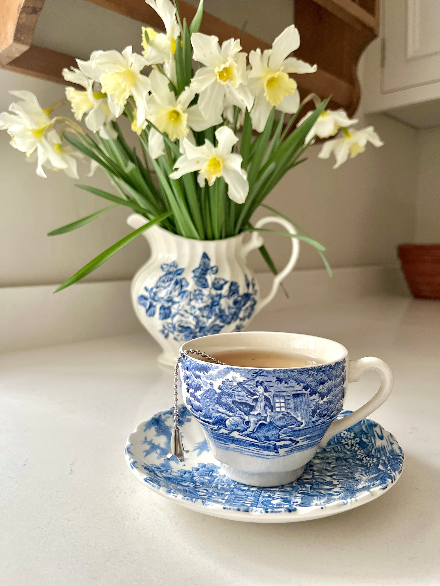Vintage Johnson Brothers Devon Sprays Blue and White Floral Jug, circa 1960s