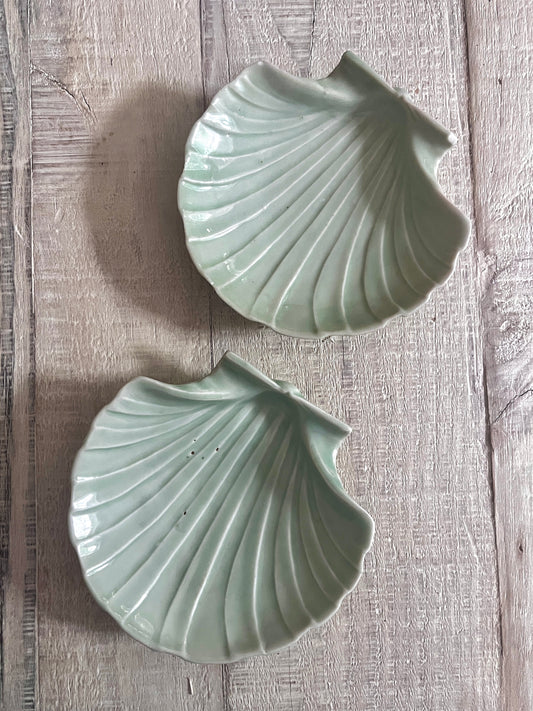 Set of 4 Vintage Japanese Celadon Glazed Scallop Shell Dishes, circa 1970s.