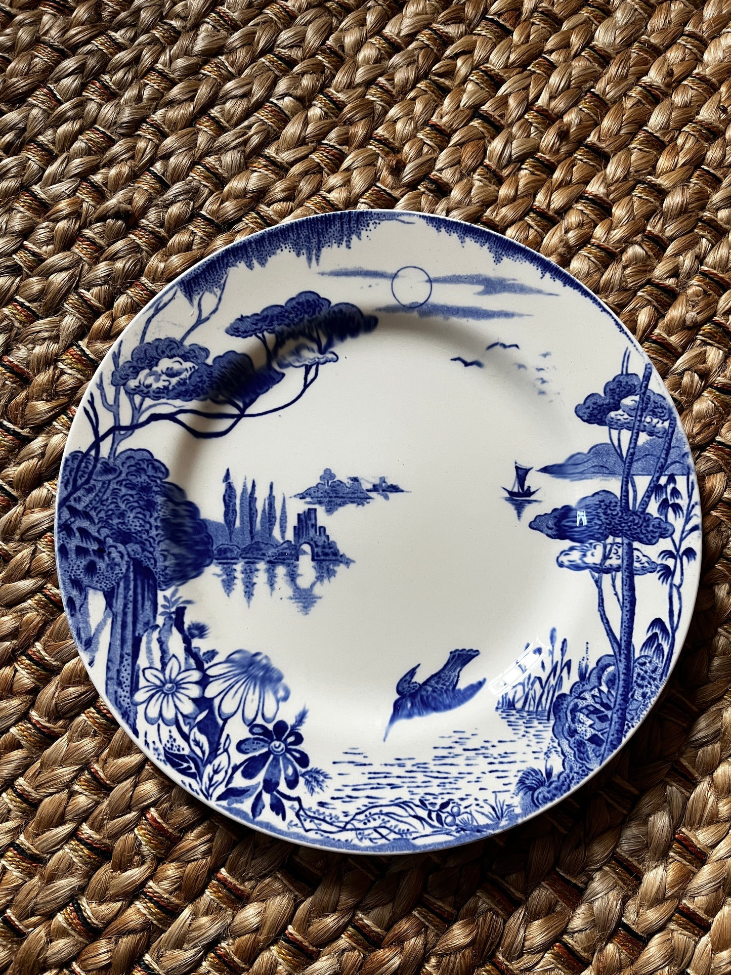 Early 20th-century English blue and white transferware plate, c.1910–1930.