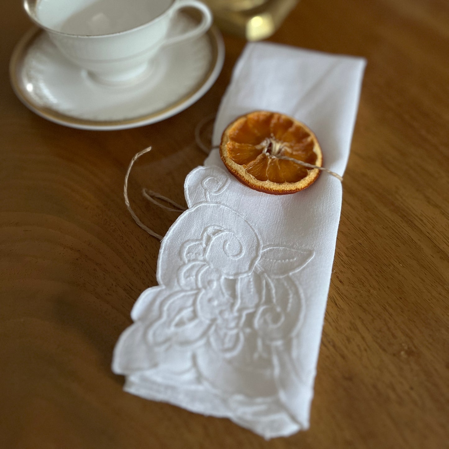 Set of 4 Antique White Embroidered Linen napkins