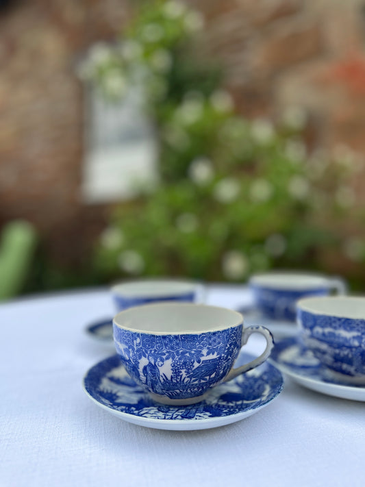Vintage Blue & White Japanese Porcelain Teacup Set – 4 Cups & Saucers